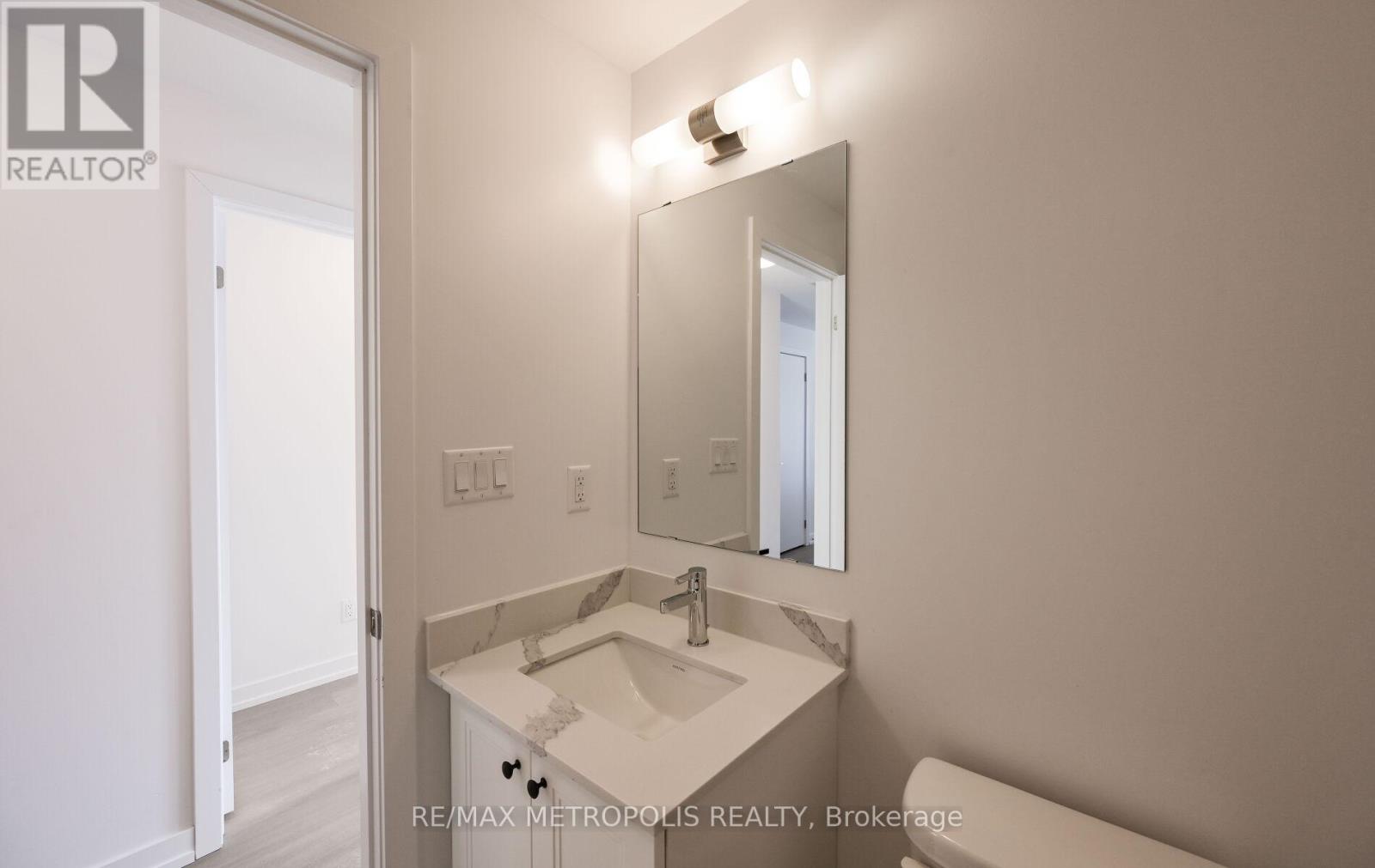 113 - 51 Jefferson Side Road, Richmond Hill, Ontario  L4E 1M1 - Photo 18 - N12884246