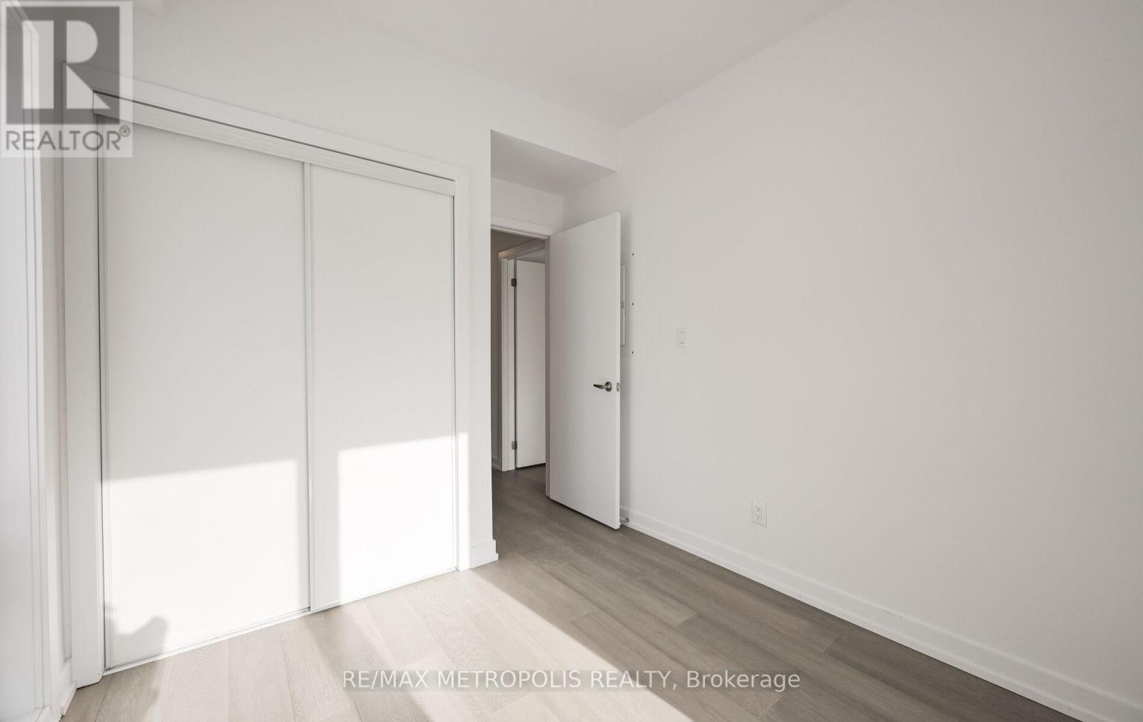 113 - 51 Jefferson Side Road, Richmond Hill, Ontario  L4E 1M1 - Photo 31 - N12884246