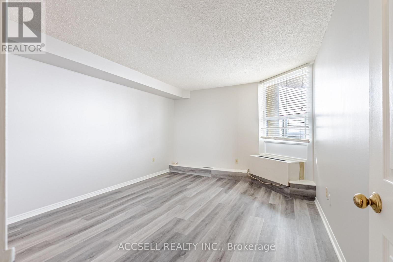 1505 - 363 Colborne Street, London East, Ontario  N6B 3N3 - Photo 19 - X12885184