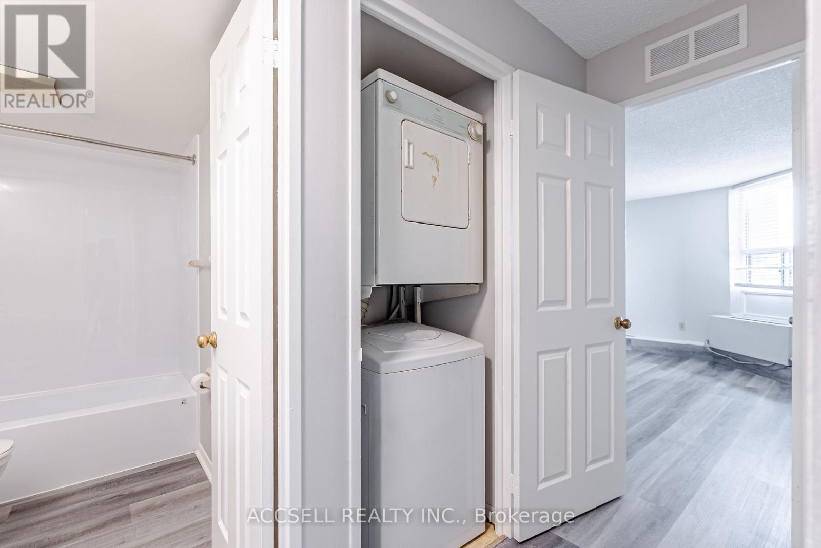 1505 - 363 Colborne Street, London East, Ontario  N6B 3N3 - Photo 23 - X12885184