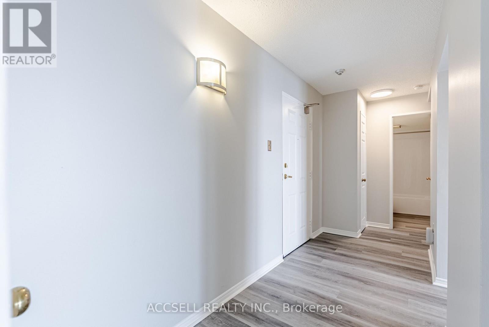 1505 - 363 Colborne Street, London East, Ontario  N6B 3N3 - Photo 8 - X12885184