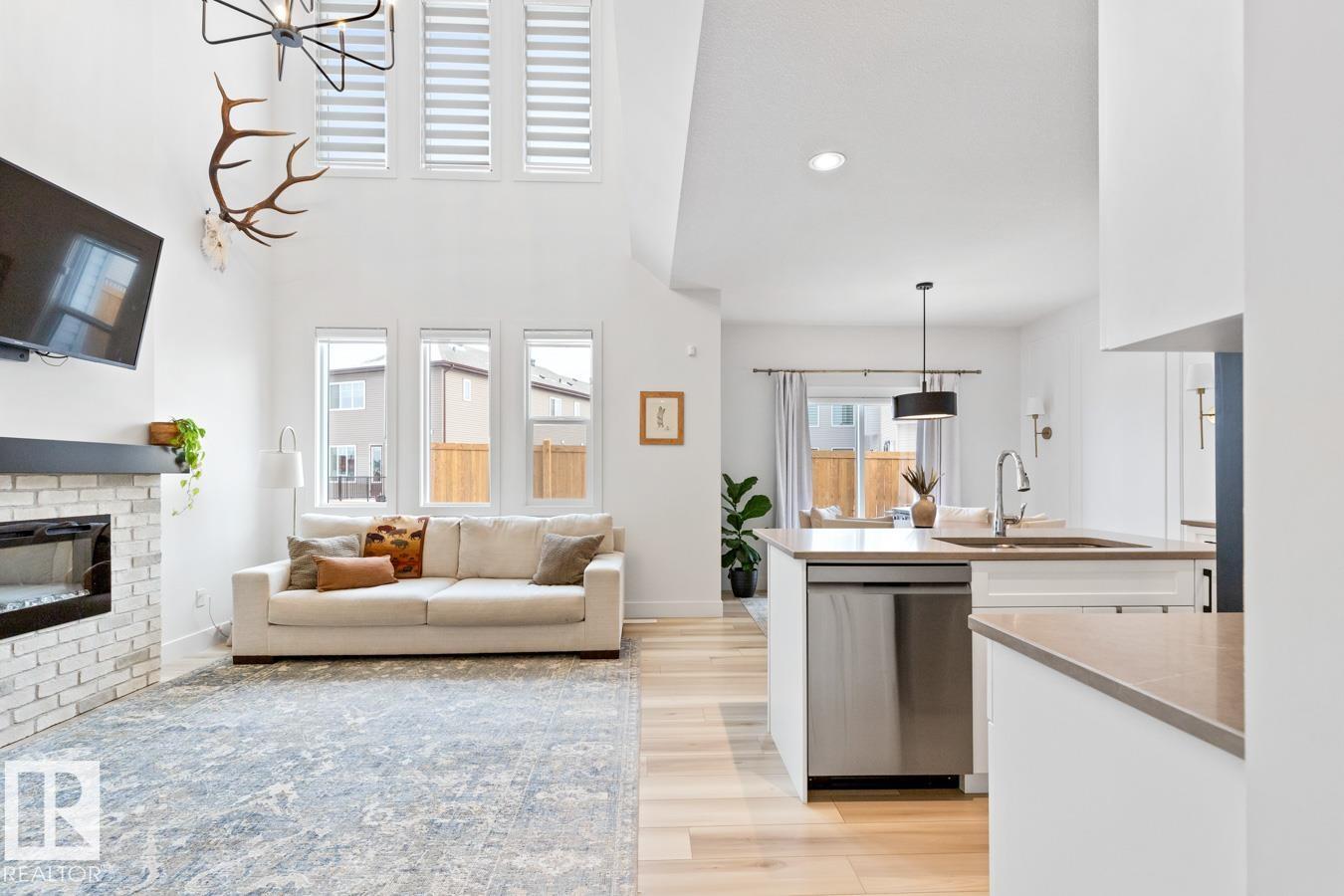 3808 42 Av, Beaumont, Alberta  T4X 2Z6 - Photo 3 - E4476203