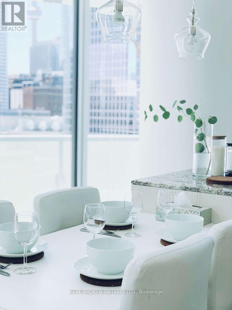 1209 - 197 Yonge Street, Toronto (Church-Yonge Corridor), Ontario  M5V 0C1 - Photo 15 - C12885168