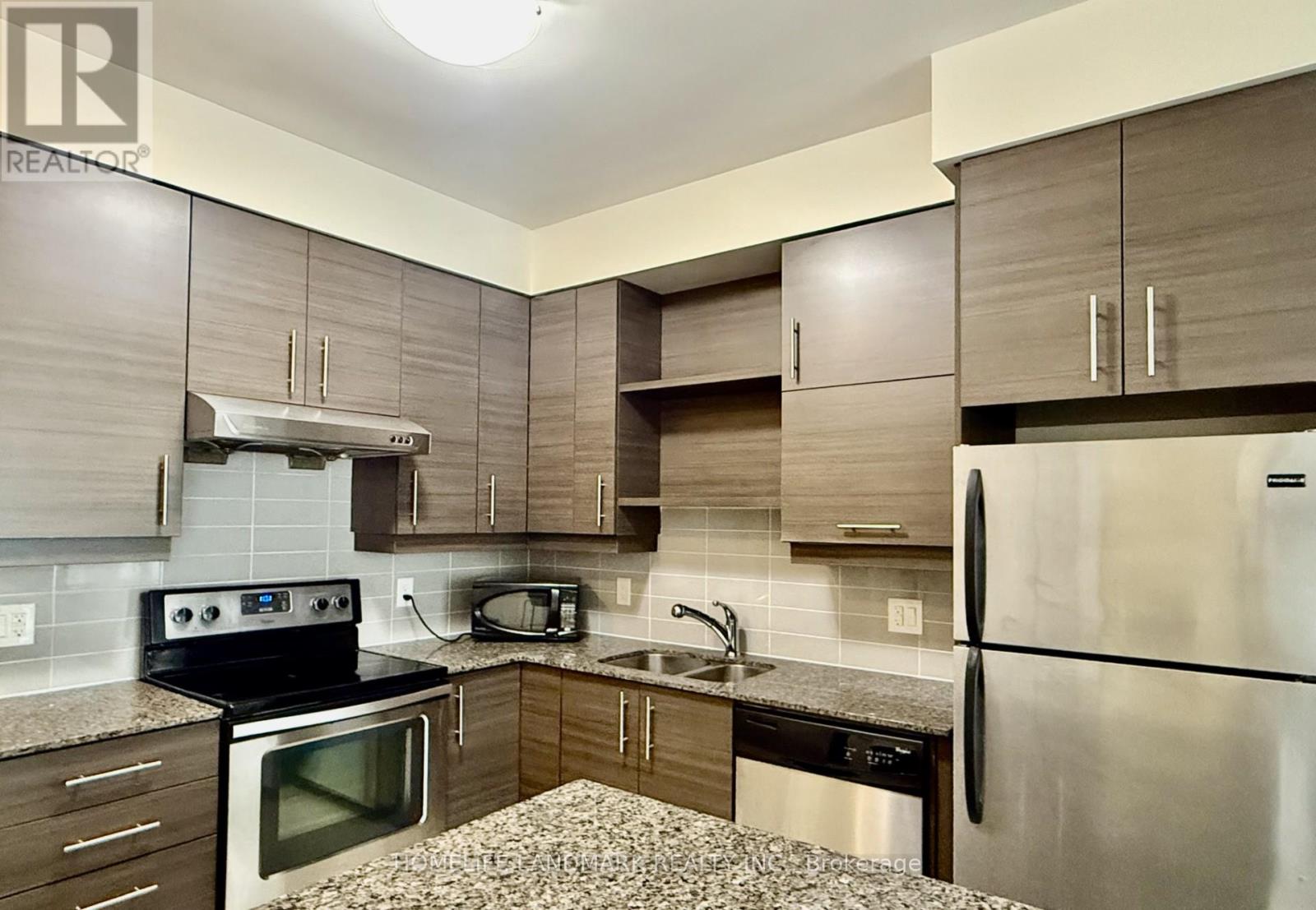 917 - 277 South Park Road, Markham (Commerce Valley), Ontario  L3T 0B7 - Photo 5 - N12885172