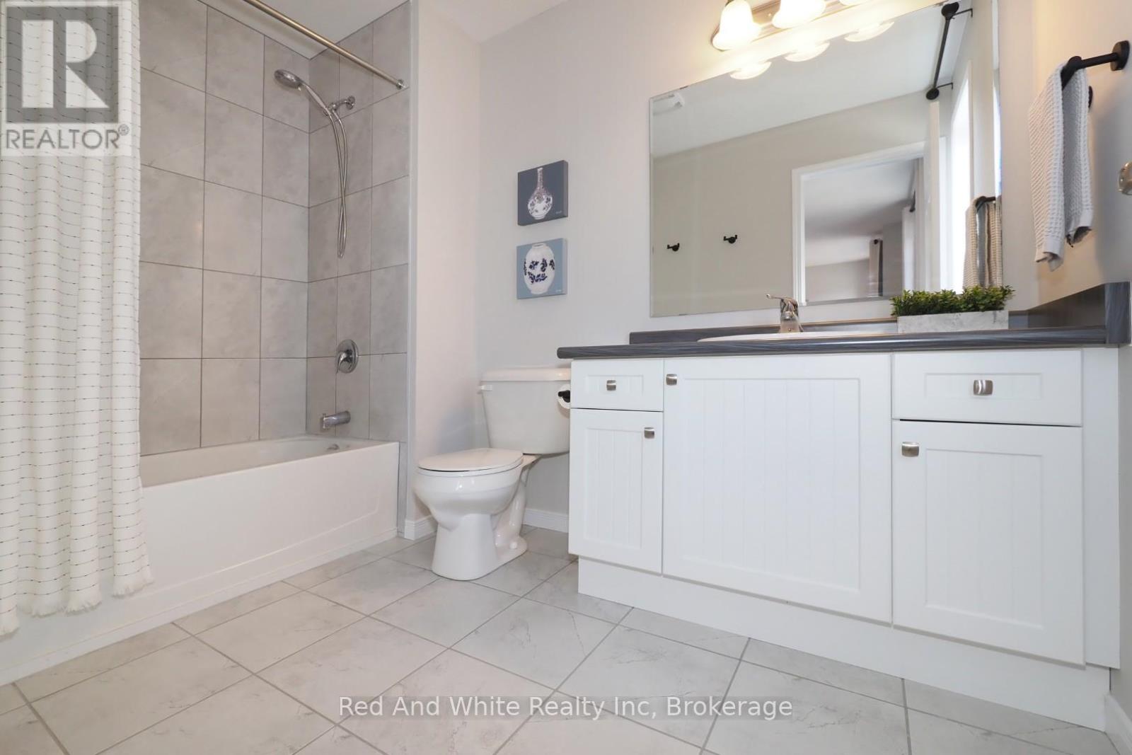 441 Woodbine Avenue, Kitchener, Ontario  N2R 0A6 - Photo 29 - X12885178