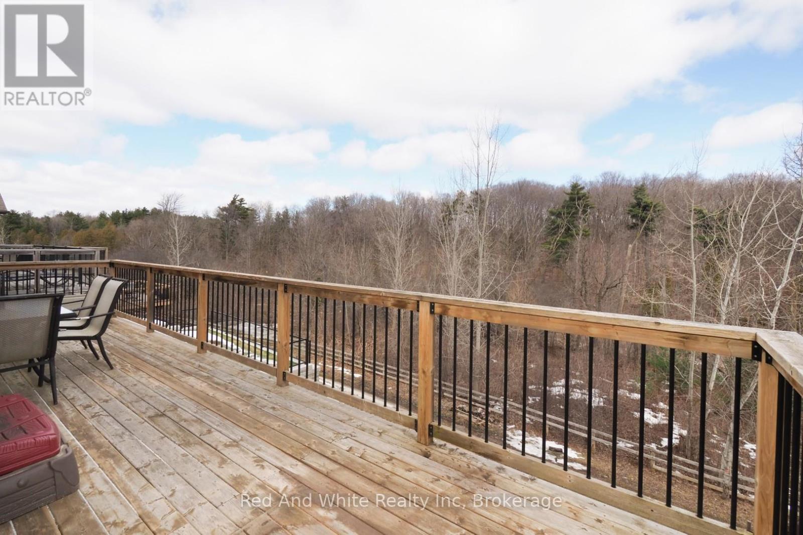 441 Woodbine Avenue, Kitchener, Ontario  N2R 0A6 - Photo 39 - X12885178