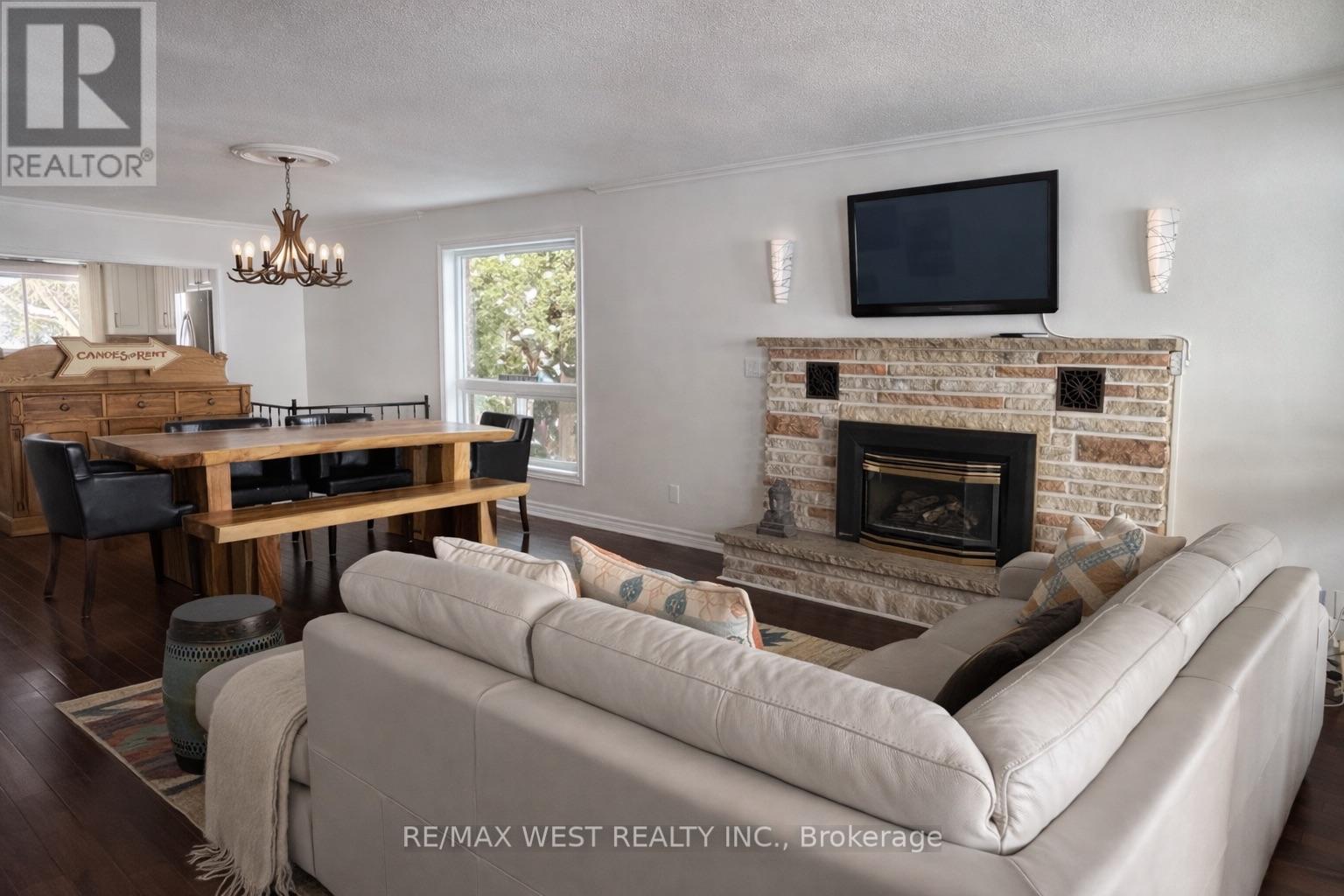 2231 North Orr Lake Road, Springwater, Ontario  L0L 1P0 - Photo 18 - S12776044