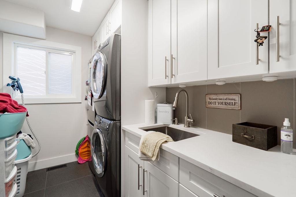 Listing Picture 22 of 40 : 829 STEVENS STREET, White Rock - 魯藝地產 Yvonne Lu Group - MLS Medallion Club Member