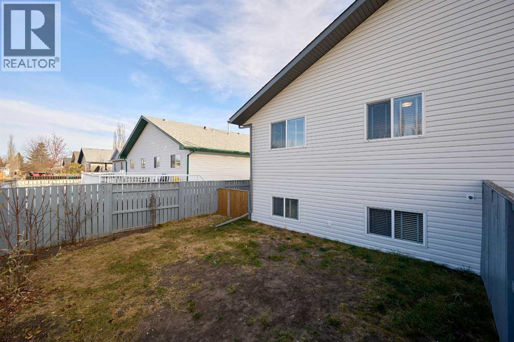 1409 Strathcona Way, Strathmore, Alberta  T1P 1S2 - Photo 35 - A2293306