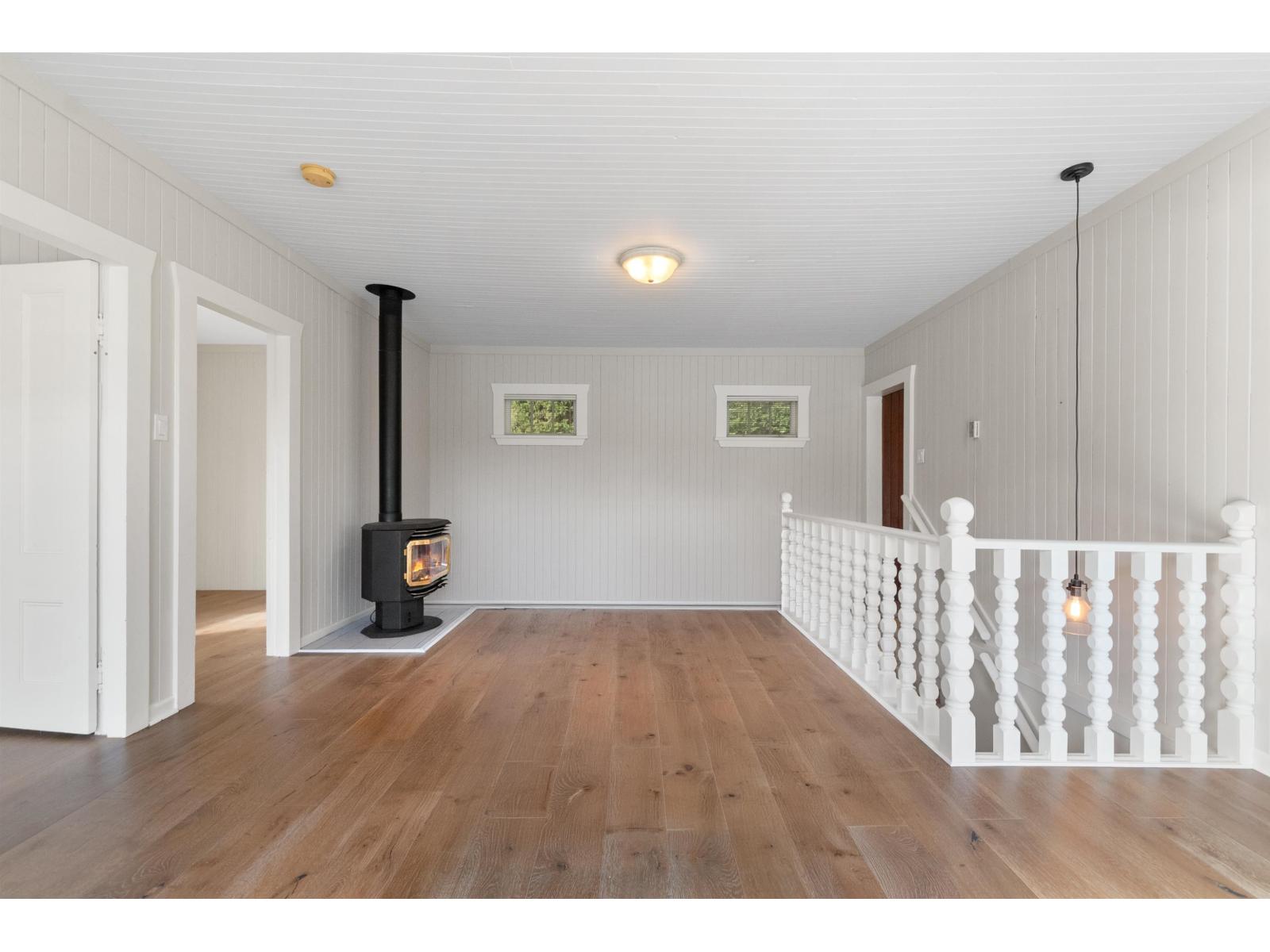 36 Lakeshore Drive, Cultus Lake North, Cultus Lake, British Columbia  V2R 5A1 - Photo 12 - R3090256