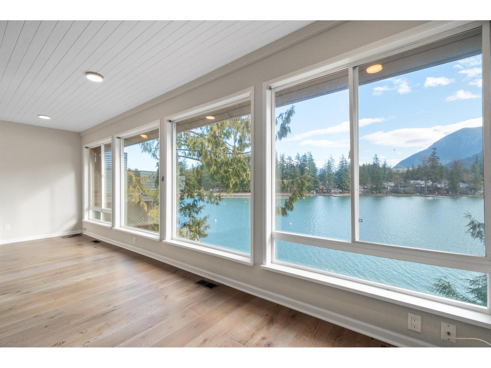 36 Lakeshore Drive, Cultus Lake North, Cultus Lake, British Columbia  V2R 5A1 - Photo 8 - R3090256