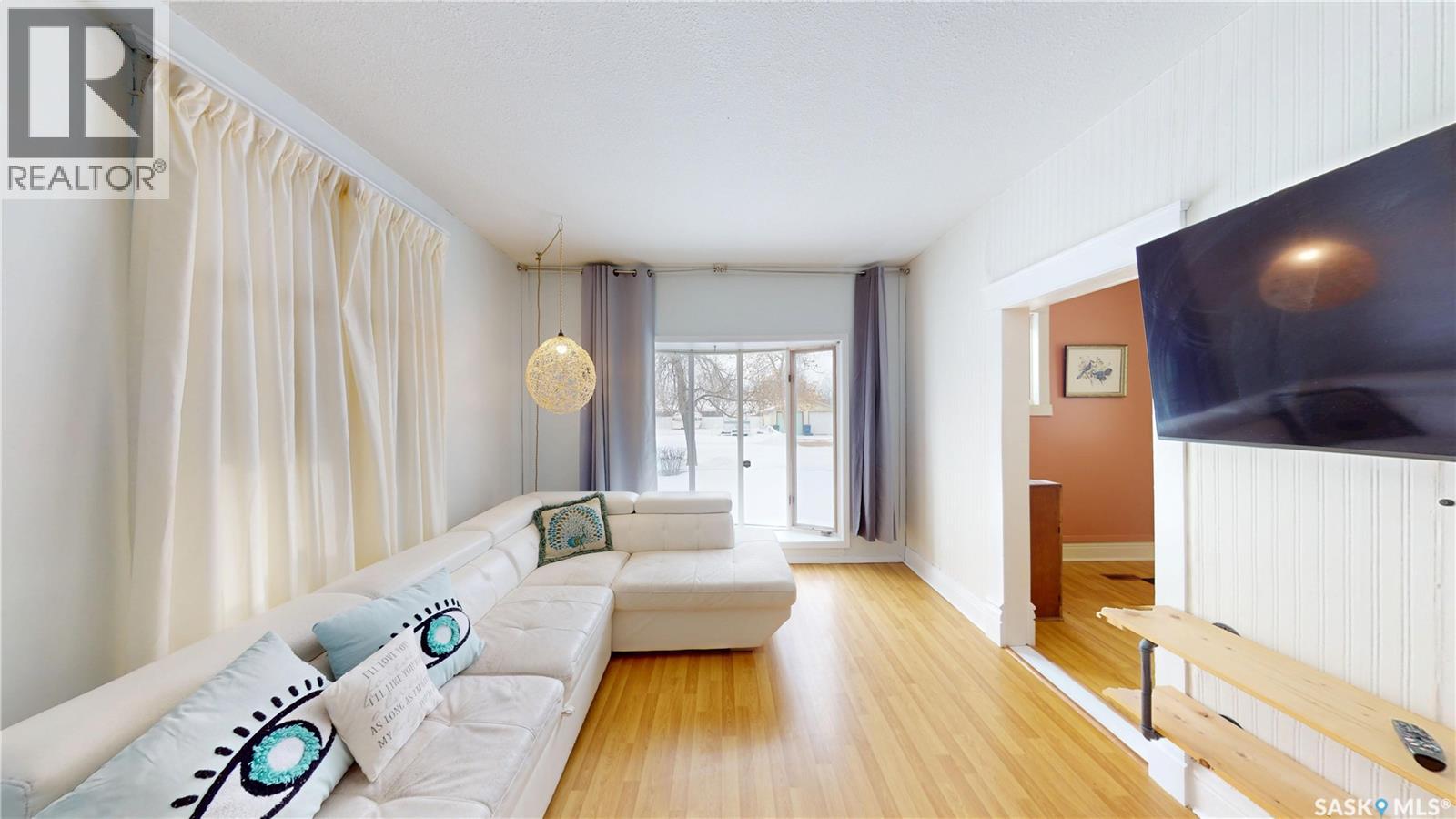 107 3rd Avenue, Scott, Saskatchewan  S0K 4A0 - Photo 10 - SK030456