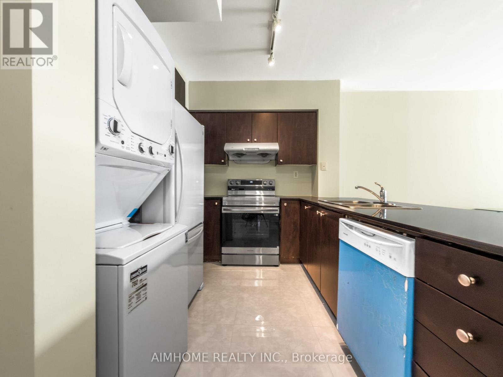 112 - 4600 Steeles Avenue E, Markham, Ontario L3R 5J1 - Photo 4 - N12874348