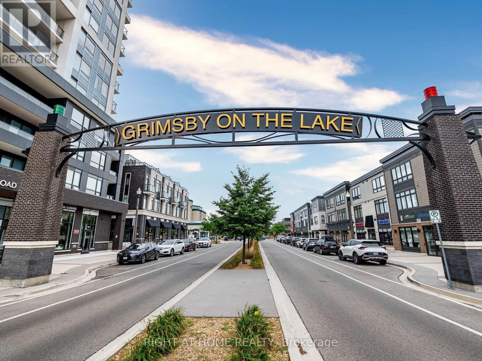 804 - 385 Winston Road, Grimsby, Ontario L3M 4E8 - Photo 5 - X12742306