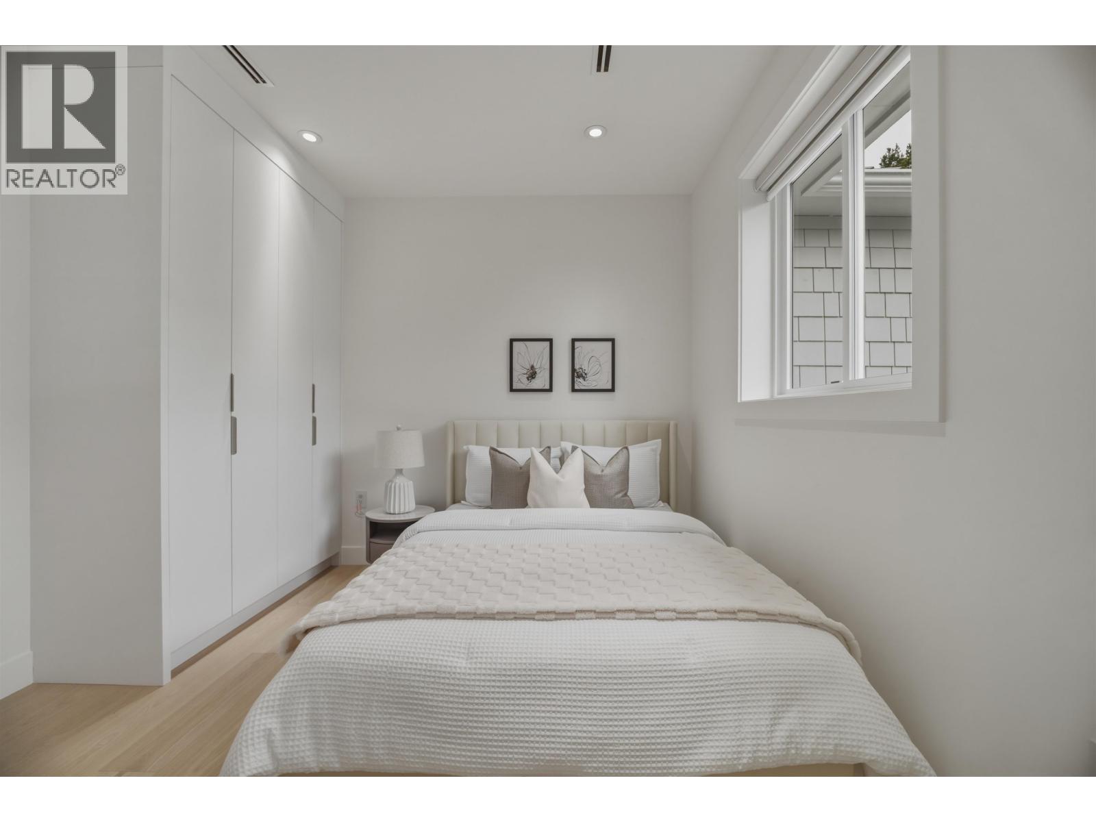 2 3110 W 42nd Avenue, Vancouver, British Columbia  V6N 3H2 - Photo 6 - R3098817