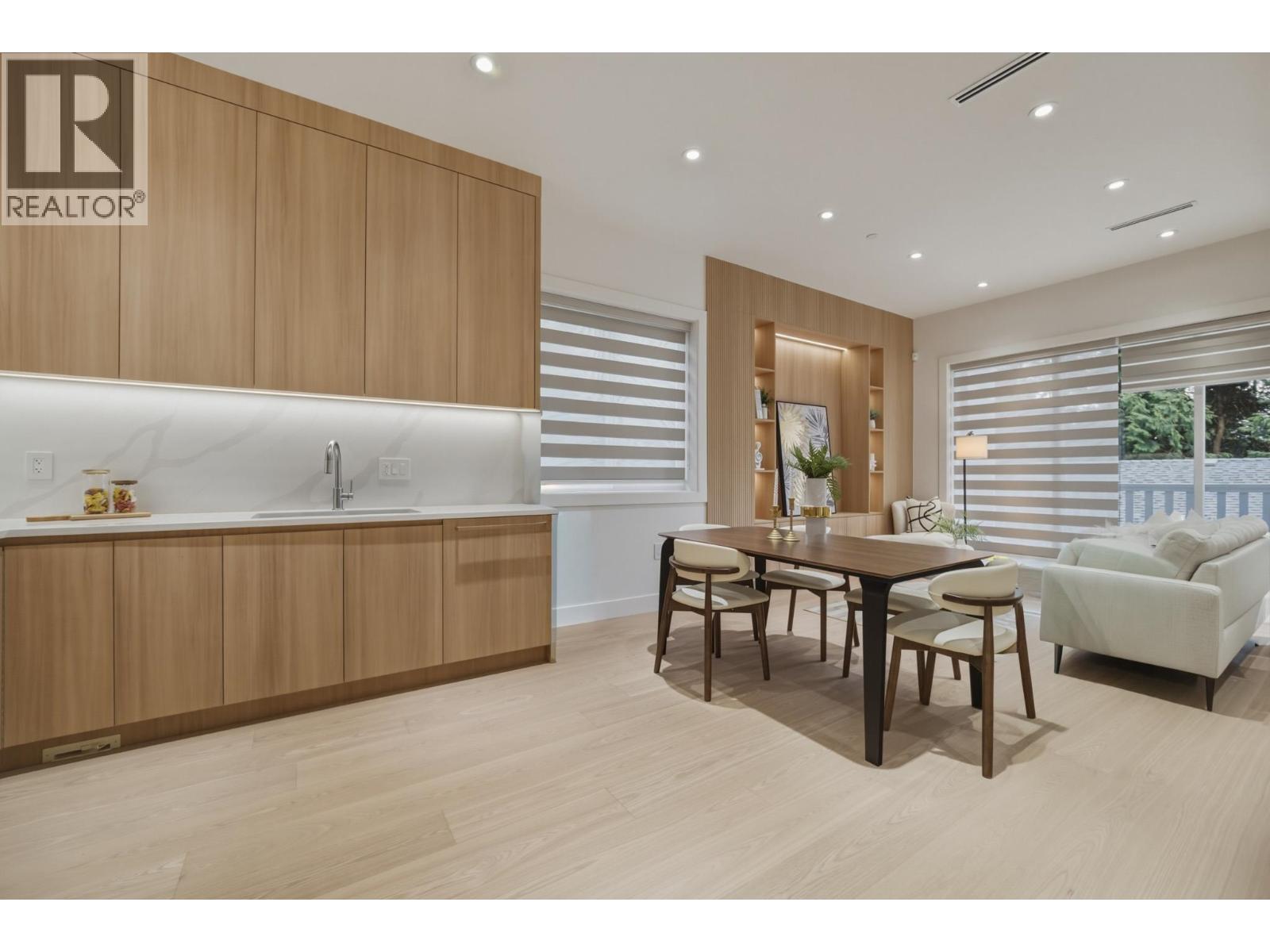 2 3110 W 42nd Avenue, Vancouver, British Columbia  V6N 3H2 - Photo 3 - R3098817