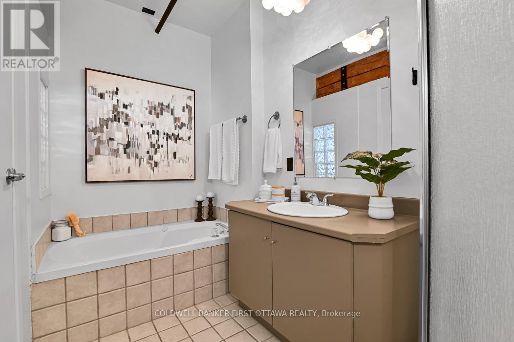 303 - 95 Beech Street, Ottawa, Ontario  K1S 3J7 - Photo 33 - X12885200