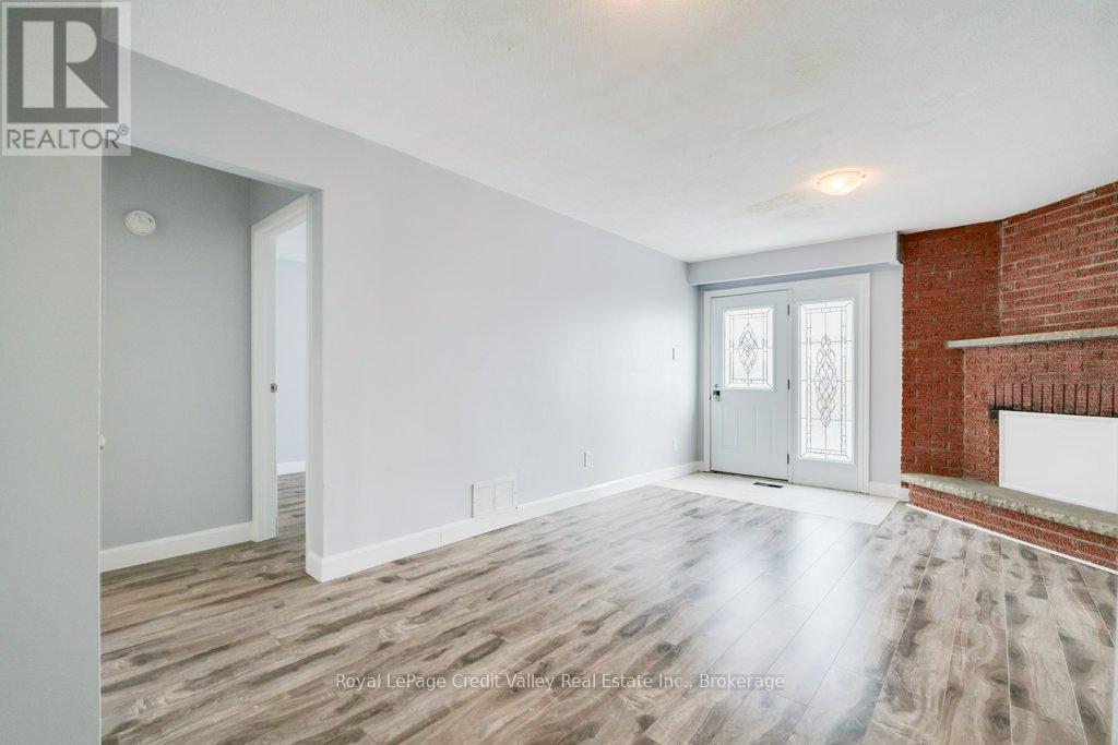 376 Hansen Road N, Brampton, Ontario  L6V 3P7 - Photo 32 - W12885214