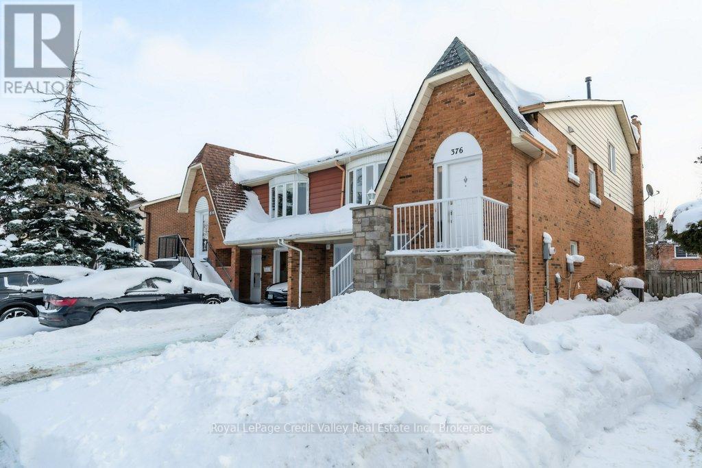 376 Hansen Road N, Brampton, Ontario  L6V 3P7 - Photo 43 - W12885214