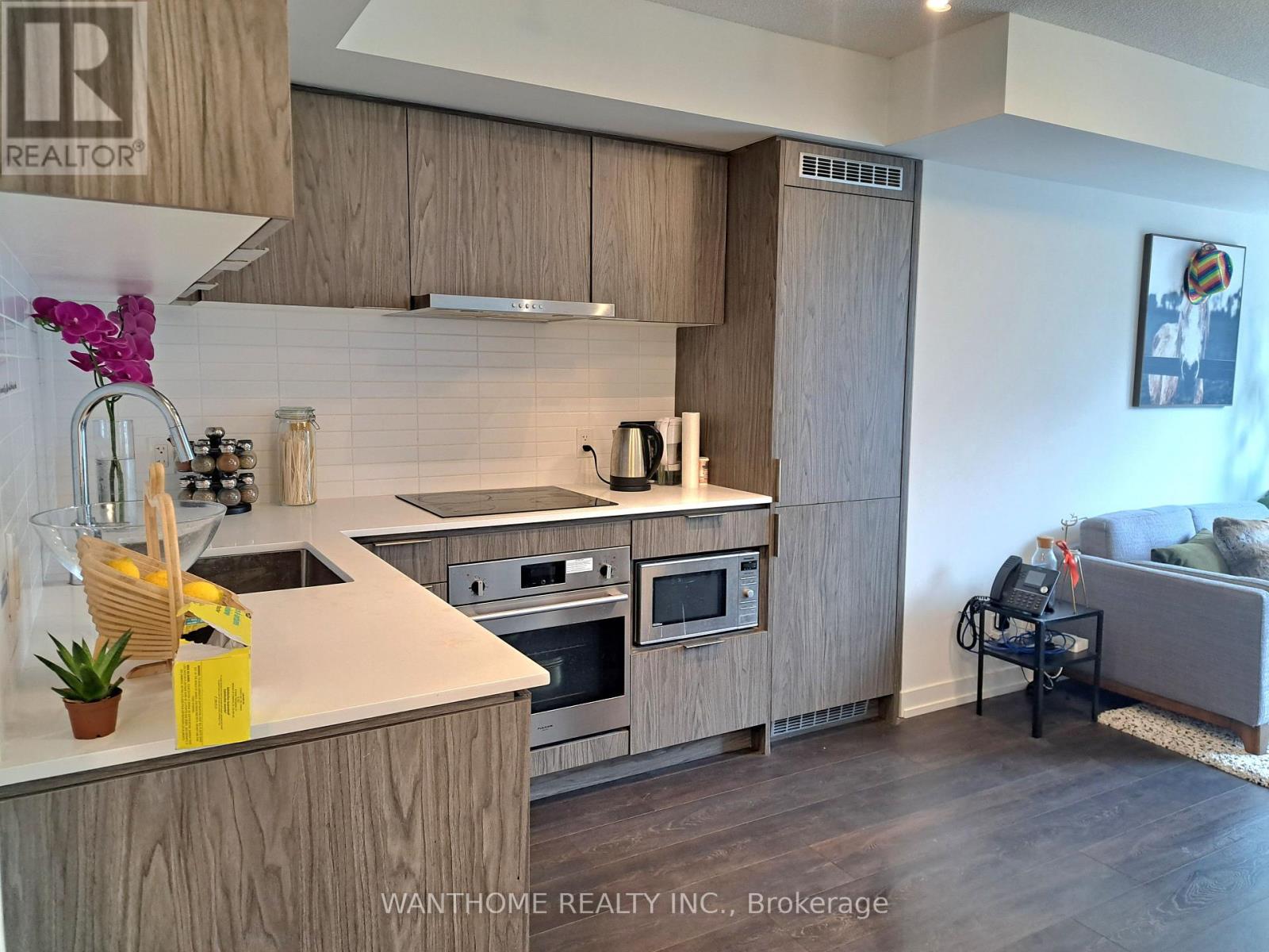 1605 - 60 Shuter Street, Toronto, Ontario  M5B 1A8 - Photo 5 - C12885196