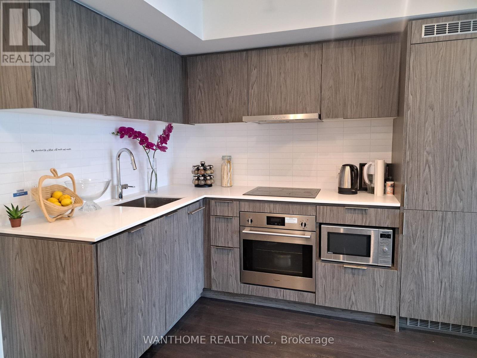 1605 - 60 Shuter Street, Toronto, Ontario  M5B 1A8 - Photo 8 - C12885196