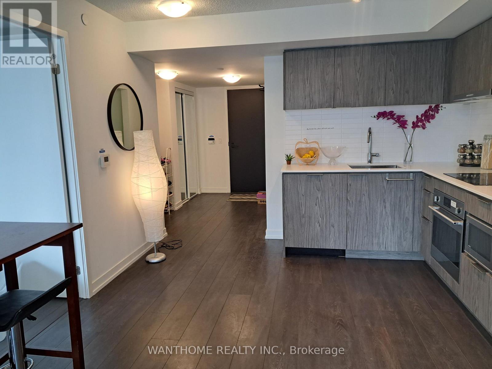 1605 - 60 Shuter Street, Toronto, Ontario  M5B 1A8 - Photo 9 - C12885196