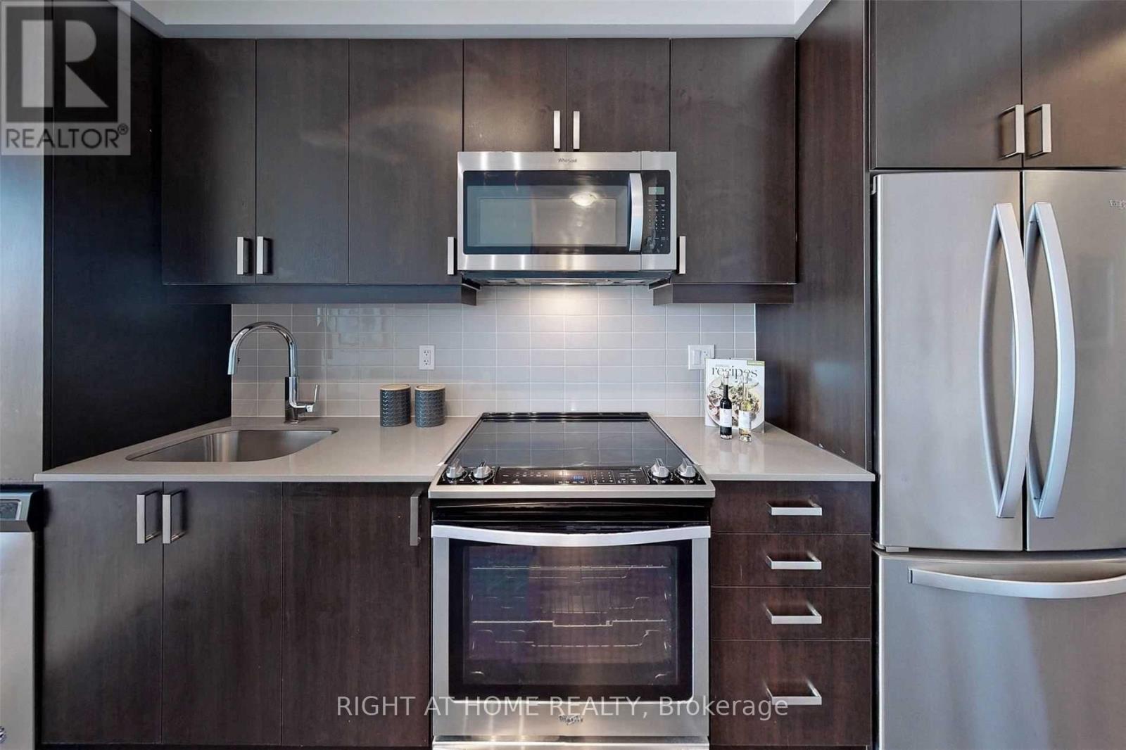 3601 - 7895 Jane Street, Vaughan, Ontario  L4K 0K2 - Photo 14 - N12885206