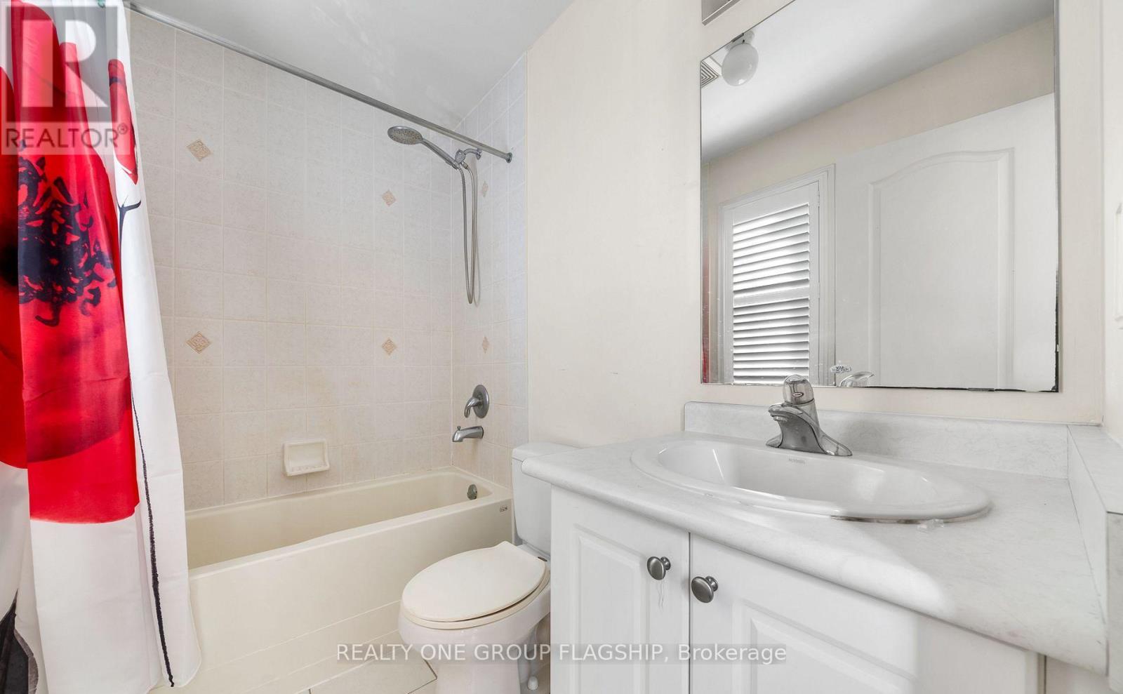 909 Oaktree Crescent, Newmarket, Ontario  L3X 2Z1 - Photo 21 - N12885216