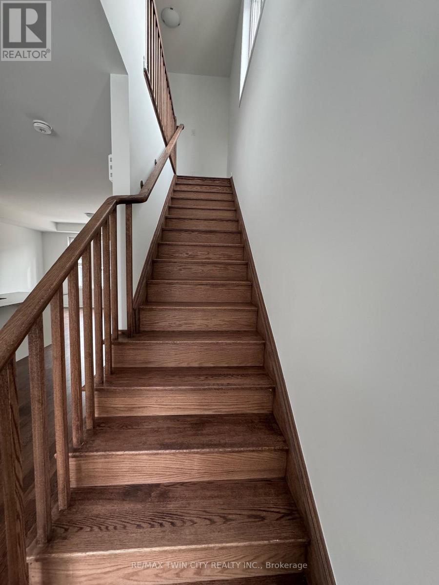 4082 Kadic Terrace, Mississauga, Ontario  L5M 2S8 - Photo 15 - W12885192