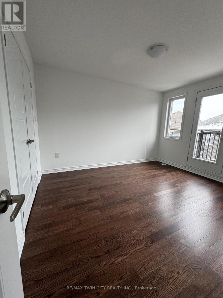 4082 Kadic Terrace, Mississauga, Ontario  L5M 2S8 - Photo 17 - W12885192