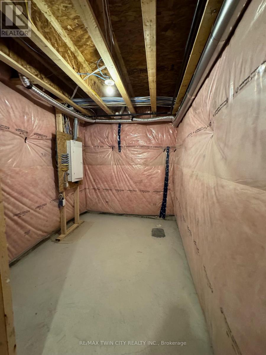 4082 Kadic Terrace, Mississauga, Ontario  L5M 2S8 - Photo 24 - W12885192