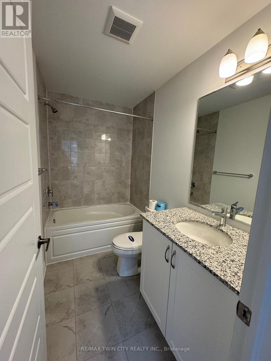 4082 Kadic Terrace, Mississauga, Ontario  L5M 2S8 - Photo 7 - W12885192