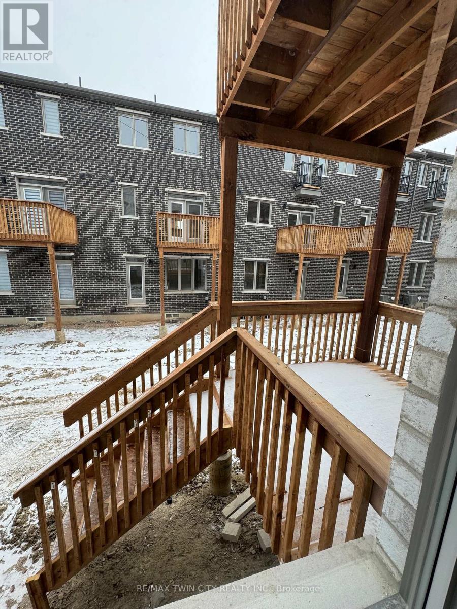 4082 Kadic Terrace, Mississauga, Ontario  L5M 2S8 - Photo 8 - W12885192