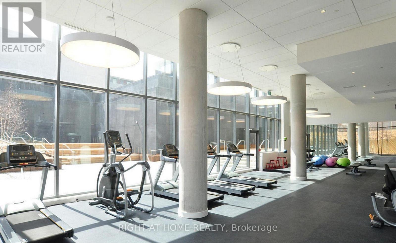 611 - 160 Flemington Road, Toronto, Ontario  M6A 2N7 - Photo 12 - W12885208