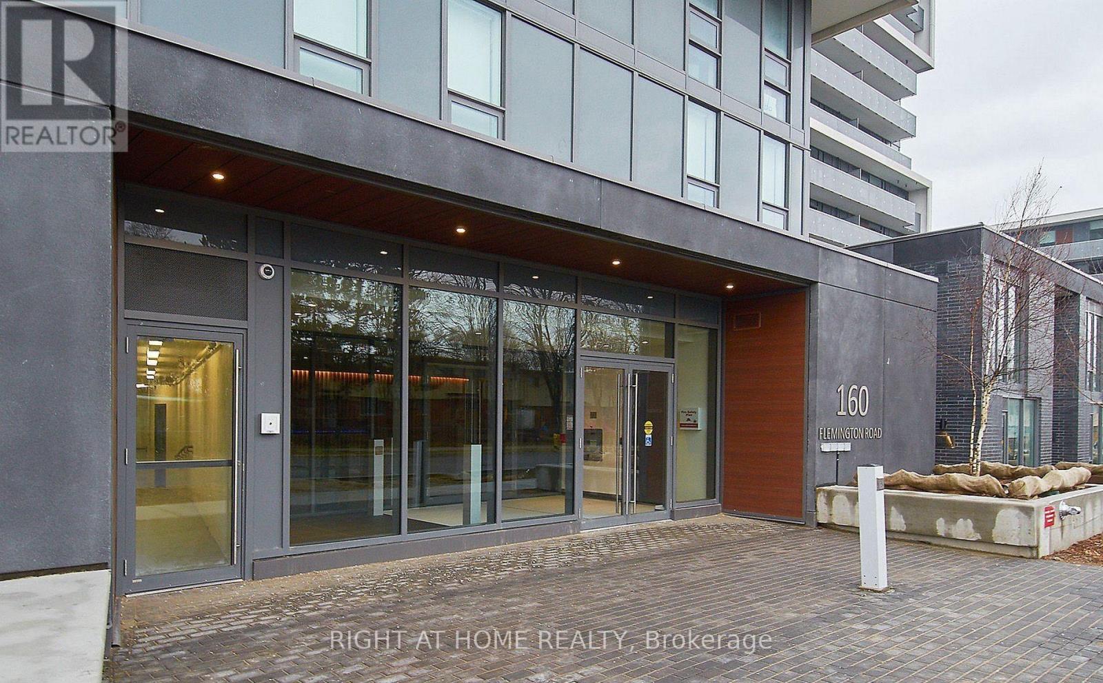 611 - 160 Flemington Road, Toronto, Ontario  M6A 2N7 - Photo 5 - W12885208