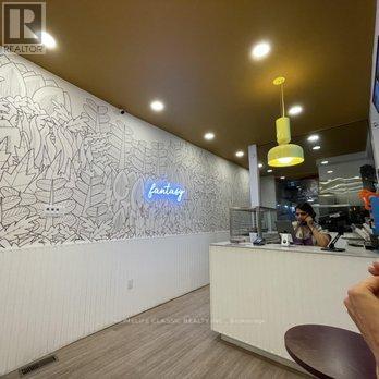 2385 Dundas Street W, Toronto, Ontario M6P 1X2 - Photo 2 - W12885222