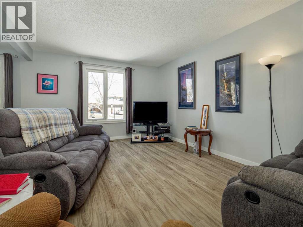 210 Jerry Potts Boulevard W, Lethbridge, Alberta  T1K 6H1 - Photo 8 - A2291548