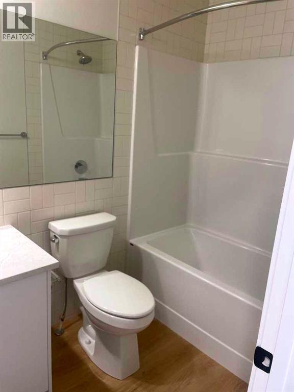 9 Bayview Mews Sw, Airdrie, Alberta  T4B 5P1 - Photo 14 - A2293386