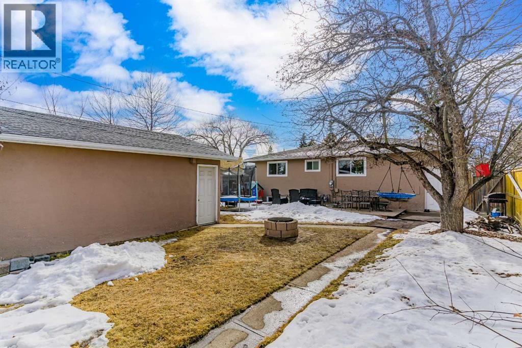 4224 Worcester Drive SW, Calgary, Alberta  T3C 3L4 - Photo 33 - A2290587