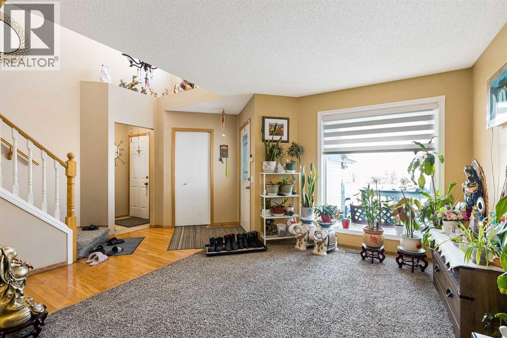 332 Harvest Hills Drive Ne, Calgary, Alberta T3K 4H7 - Photo 5 - A2288215