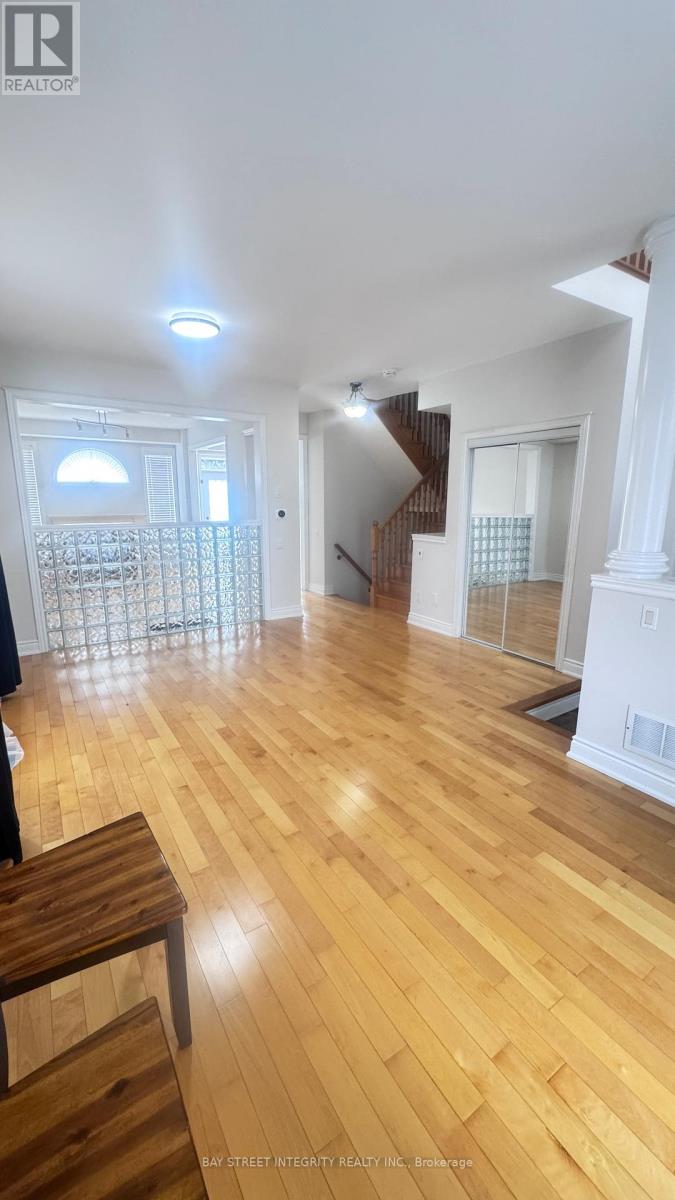 3364 Hayhurst Crescent, Oakville, Ontario  L6L 6W9 - Photo 3 - W12855362