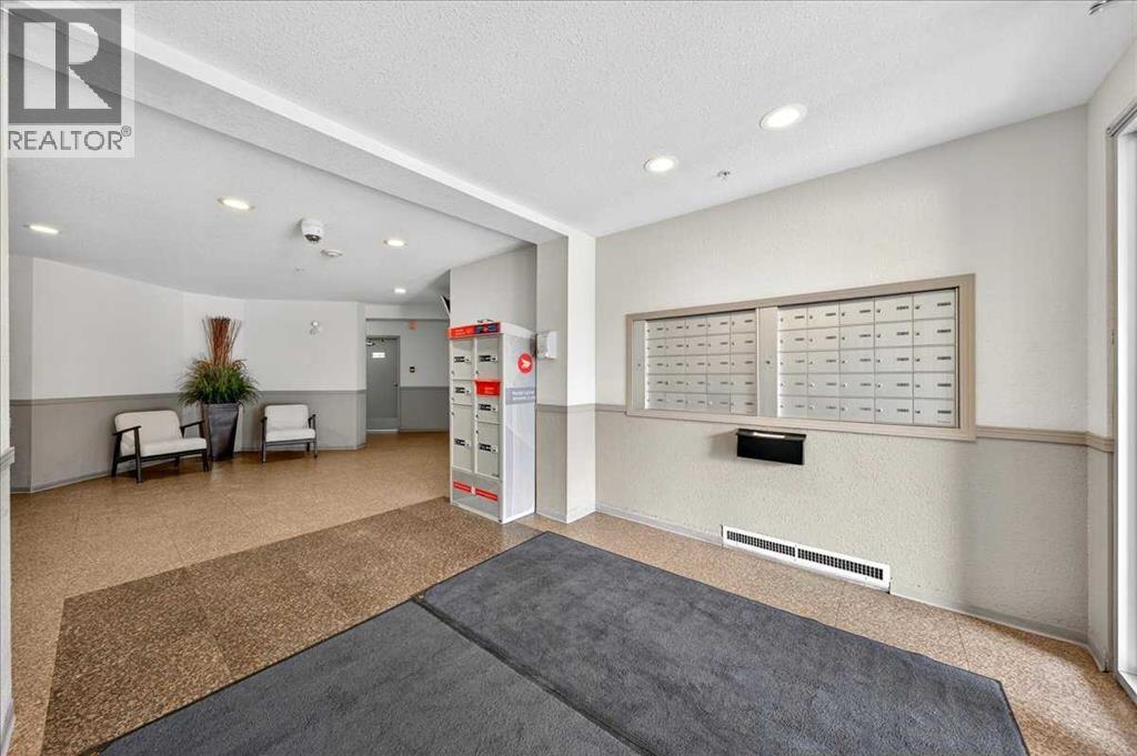 4206, 10 Prestwick Bay Se, Calgary, Alberta T2Z 0B5 - Photo 3 - A2291732