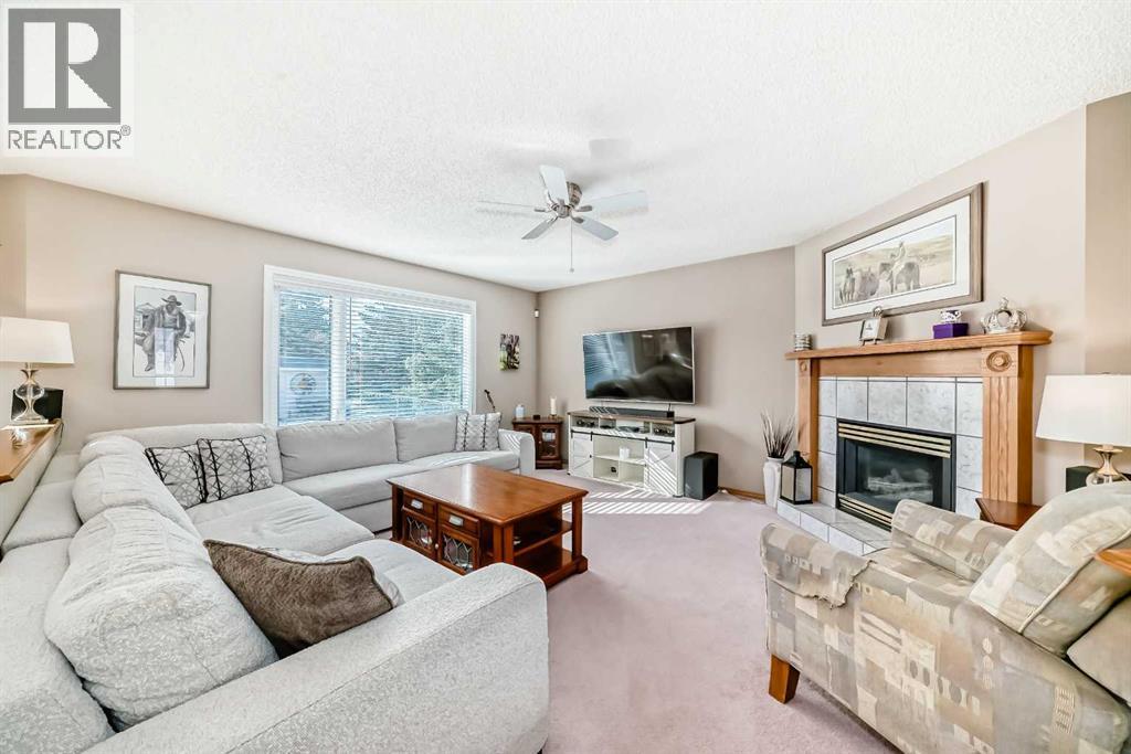 129 Somerset Drive Sw, Calgary, Alberta  T2Y 3C8 - Photo 13 - A2290871