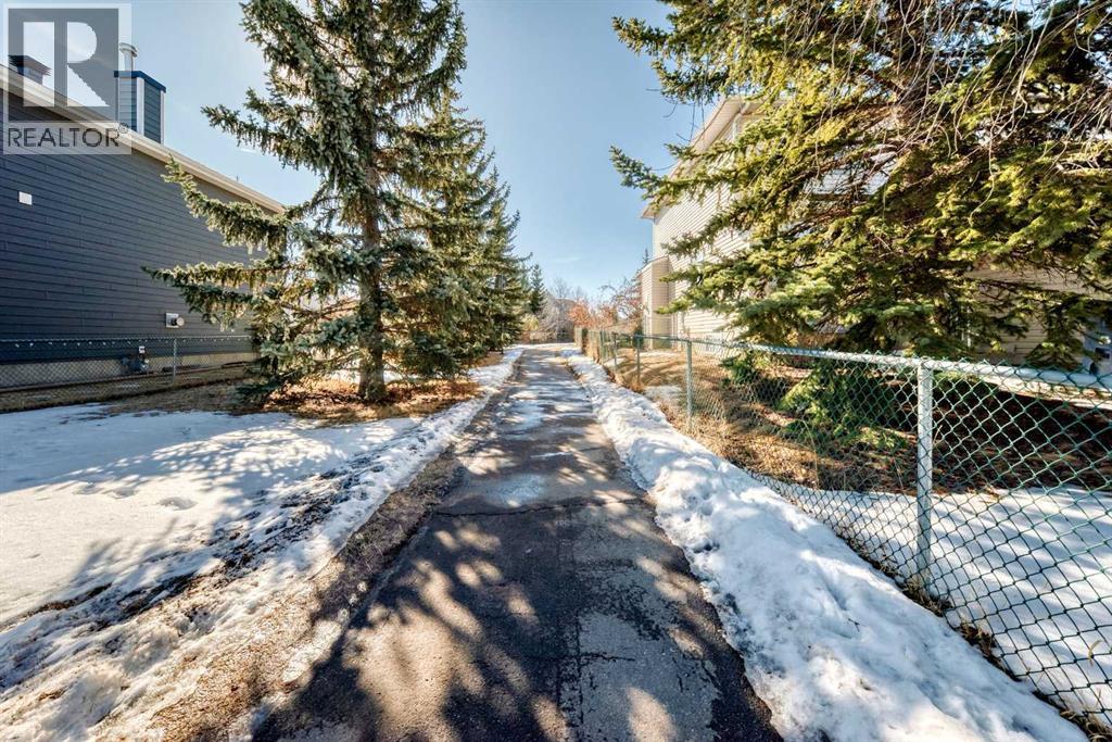 129 Somerset Drive Sw, Calgary, Alberta  T2Y 3C8 - Photo 33 - A2290871