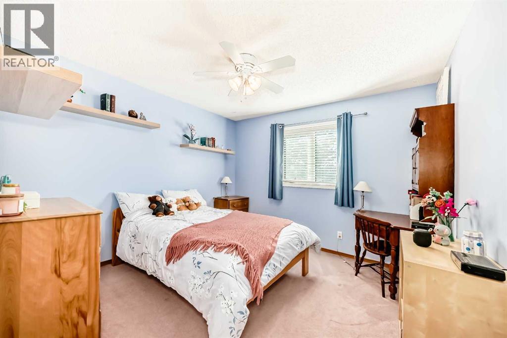 129 Somerset Drive Sw, Calgary, Alberta  T2Y 3C8 - Photo 22 - A2290871