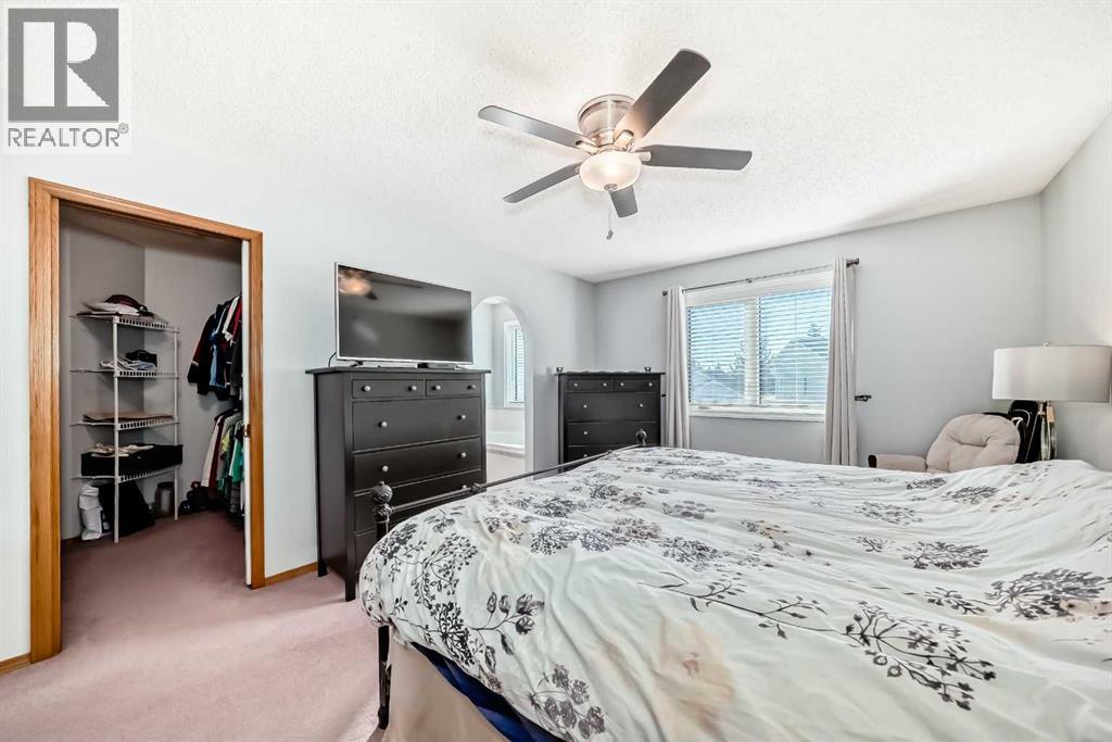 129 Somerset Drive Sw, Calgary, Alberta  T2Y 3C8 - Photo 19 - A2290871