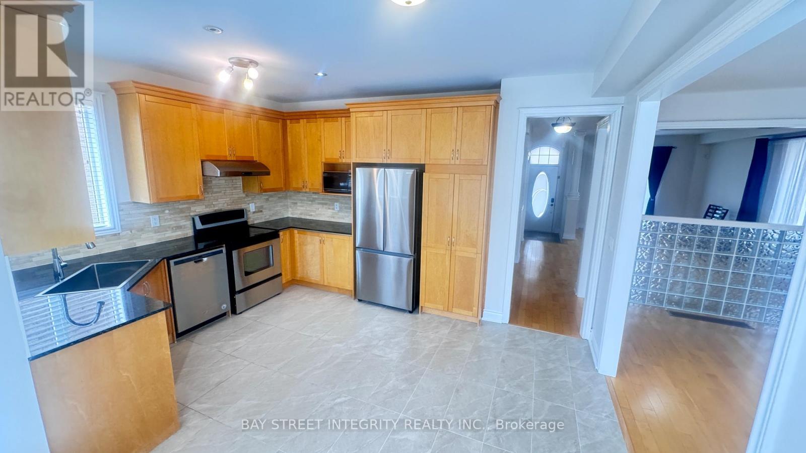 3364 Hayhurst Crescent, Oakville, Ontario  L6L 6W9 - Photo 13 - W12855362