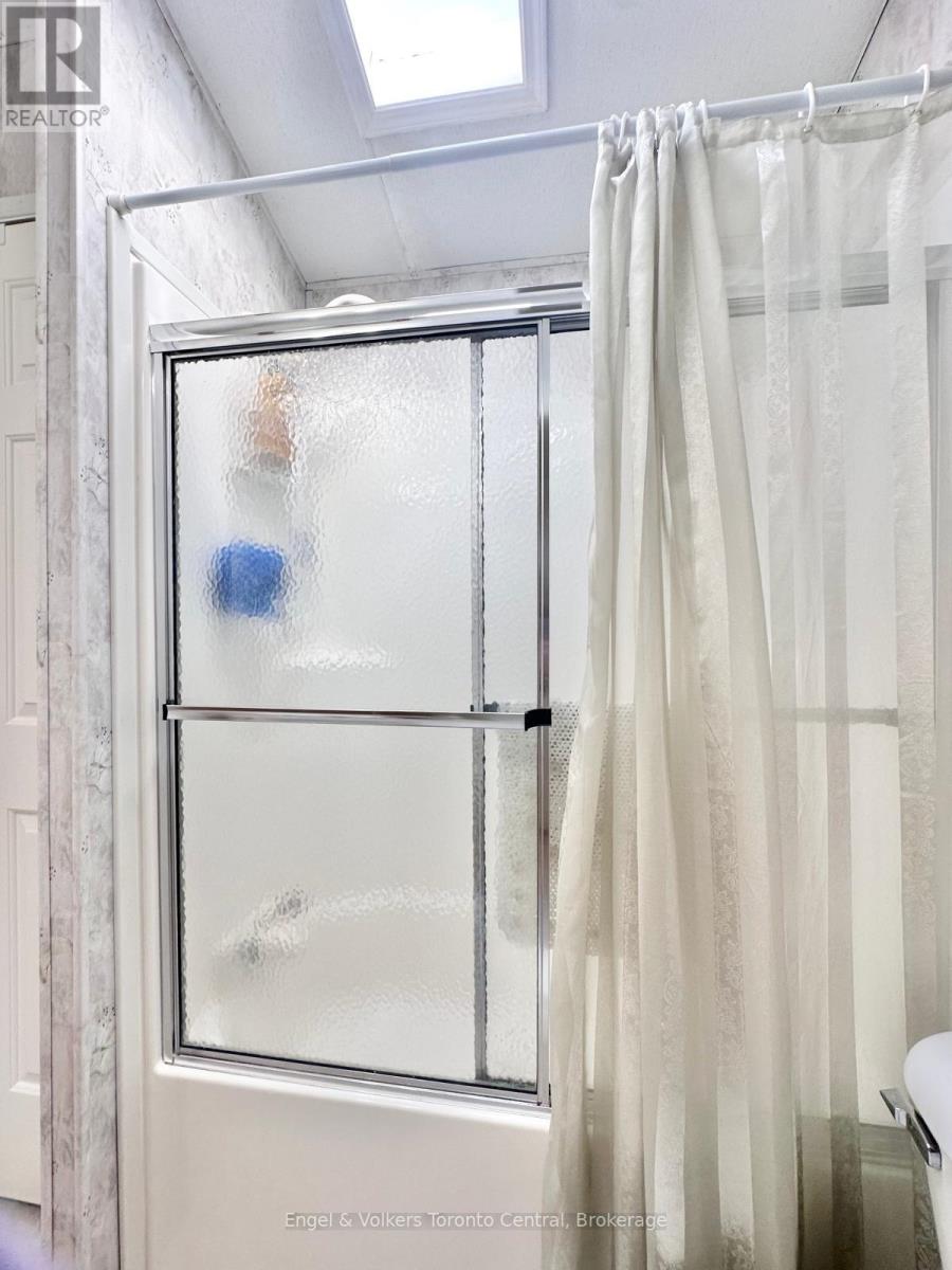 B6 - 7489 Sideroad 5 E, Wellington North, Ontario  N0G 2L0 - Photo 33 - X12881548