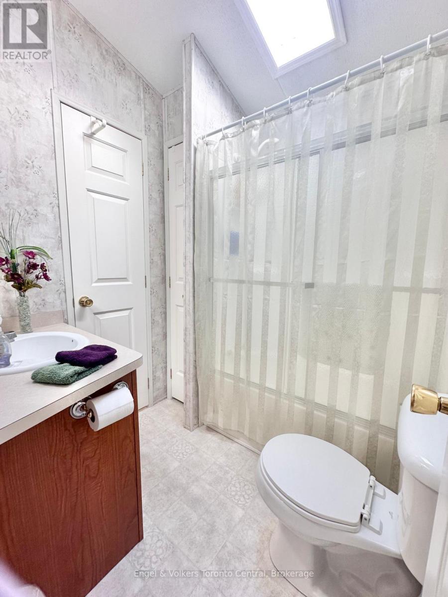 B6 - 7489 Sideroad 5 E, Wellington North, Ontario  N0G 2L0 - Photo 32 - X12881548