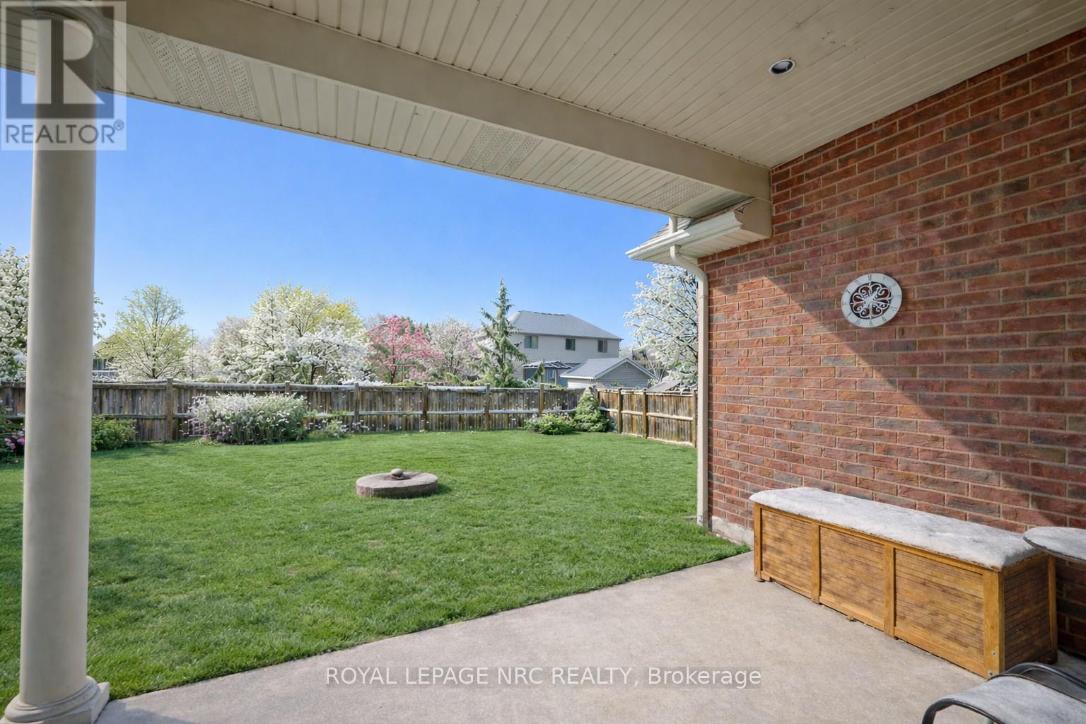 45 Timber Creek Crescent, Pelham (Fonthill), Ontario  L3E 0P3 - Photo 5 - X12779446